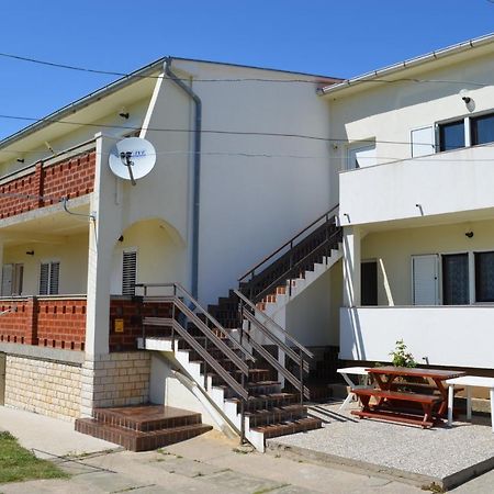 Apartments Aneva Baska  Ngoại thất bức ảnh