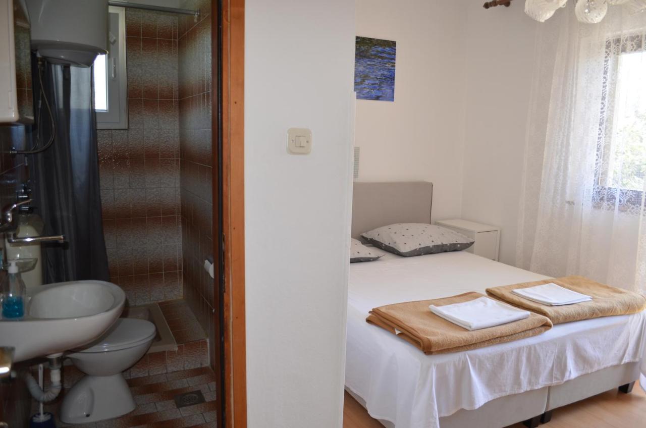 Apartments Aneva Baska  Ngoại thất bức ảnh