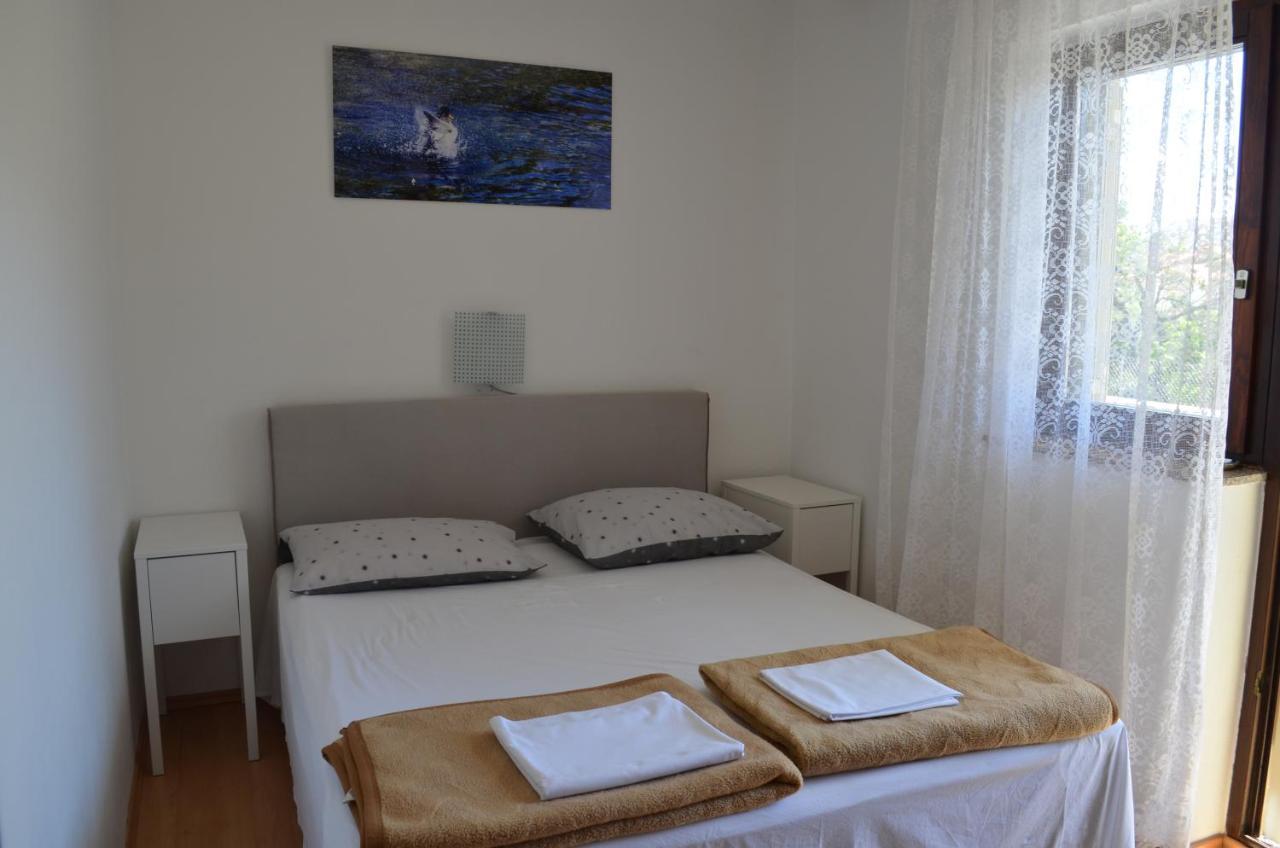 Apartments Aneva Baska  Ngoại thất bức ảnh