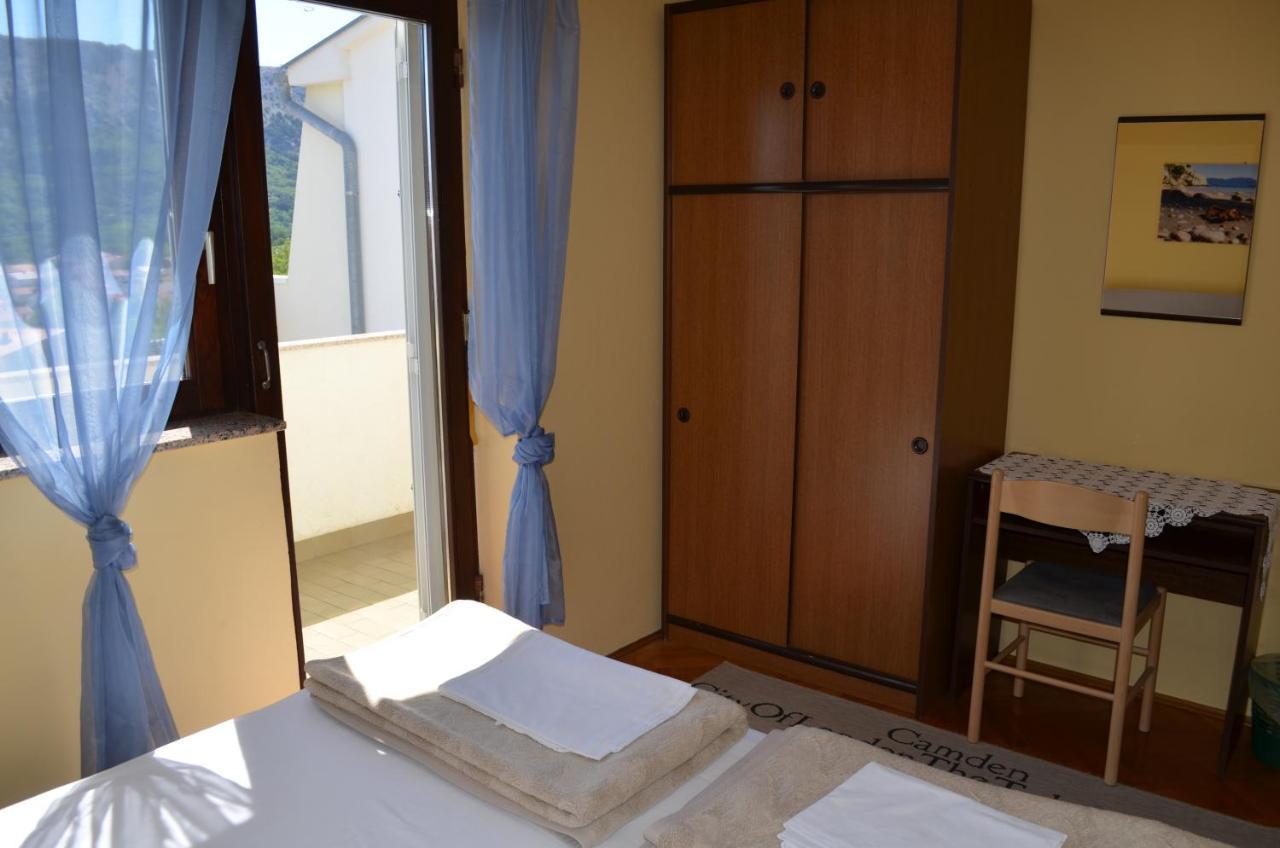 Apartments Aneva Baska  Ngoại thất bức ảnh