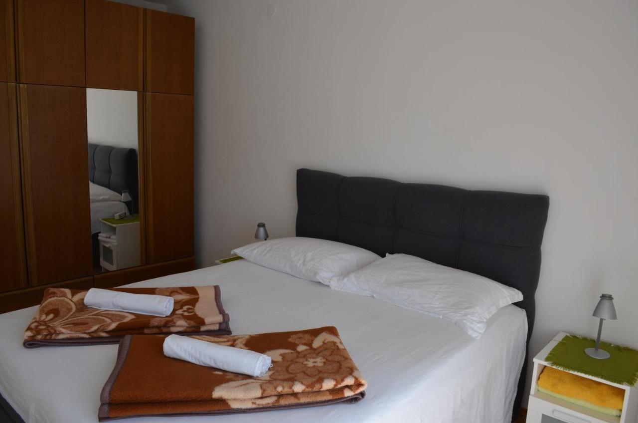 Apartments Aneva Baska  Ngoại thất bức ảnh